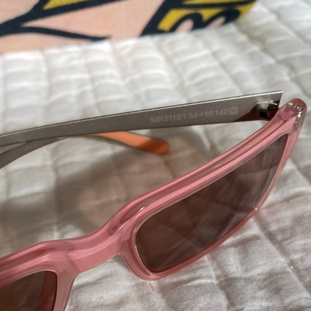 Marni Pink Sunglasses - Picture 4 of 11